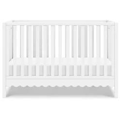 Sammy Scallop 4-in-1 Convertible Crib