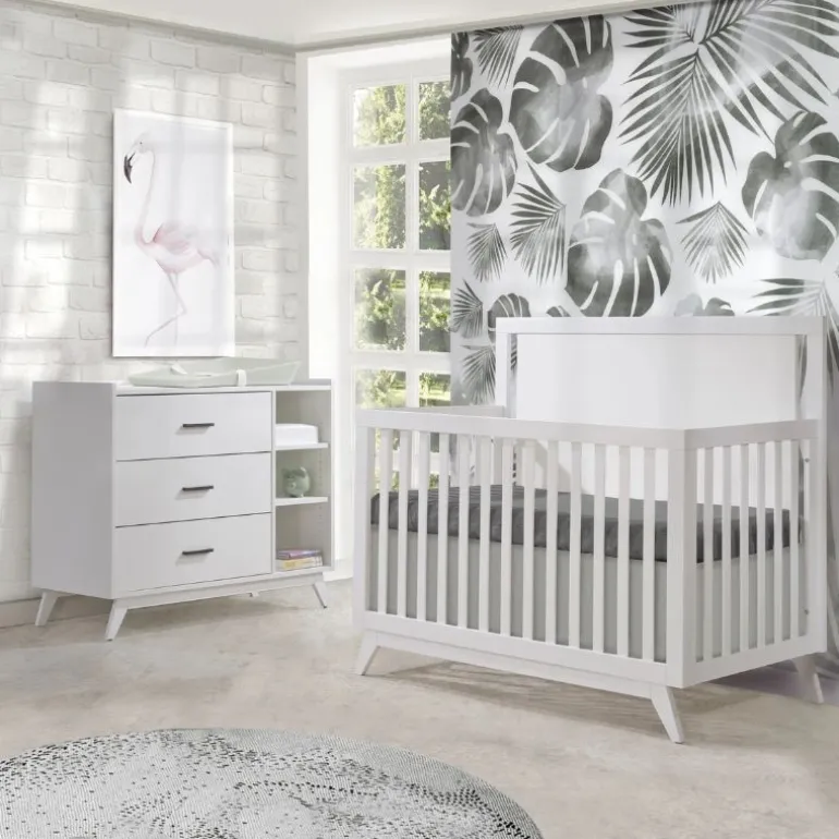 Sissi Convertible Crib + 3 Drawer Combo Dresser Set